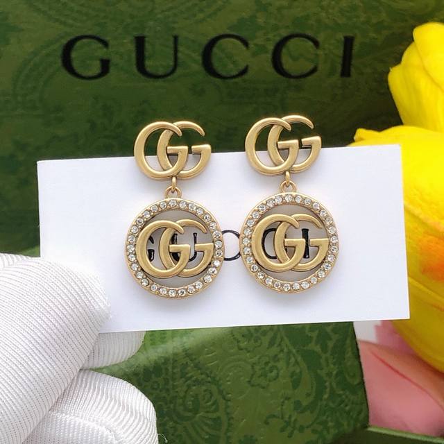 Item No. Ged0117 Gucci Double G Round Diamond Stud Earrings Ddd