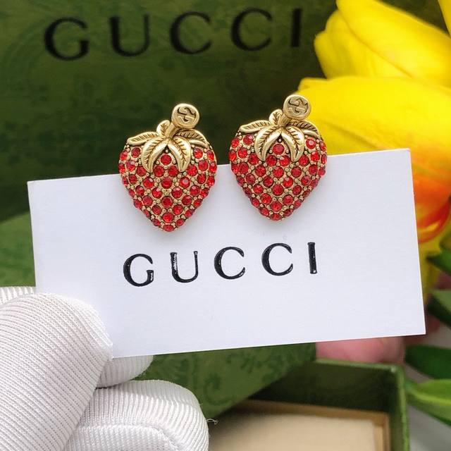 Item No. Ged0104 Gucci strawberry enamel earrings and hair clips with vintage go