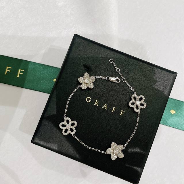 S0107 Graff, a top brand, has launched a new flower bracelet at their flagship s
