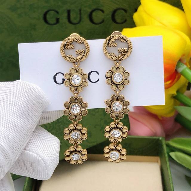 Item No. Ged0123 Gucci New Floral Tassel Earrings Ddd