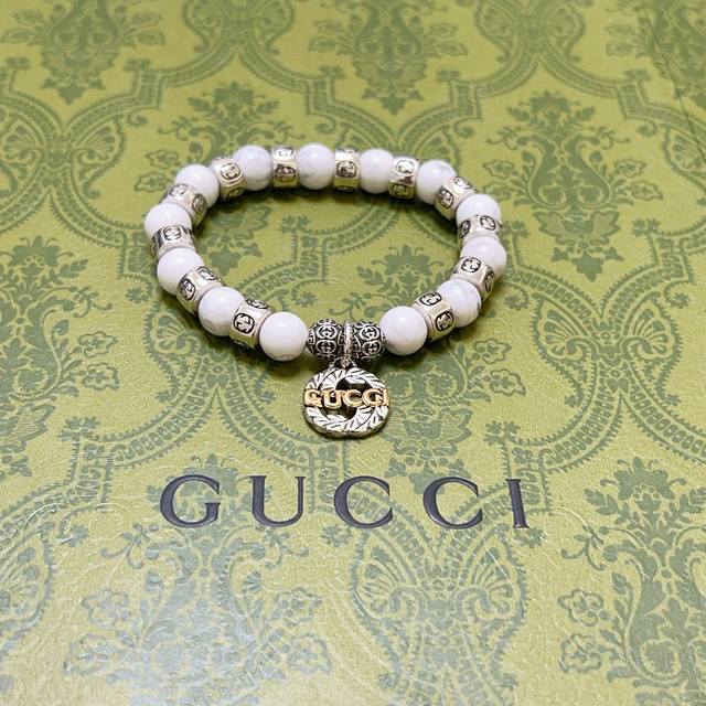 Gucci Luxury Bracelet, Unisex, Latest Style, Full White Tridacna Beaded Bracelet