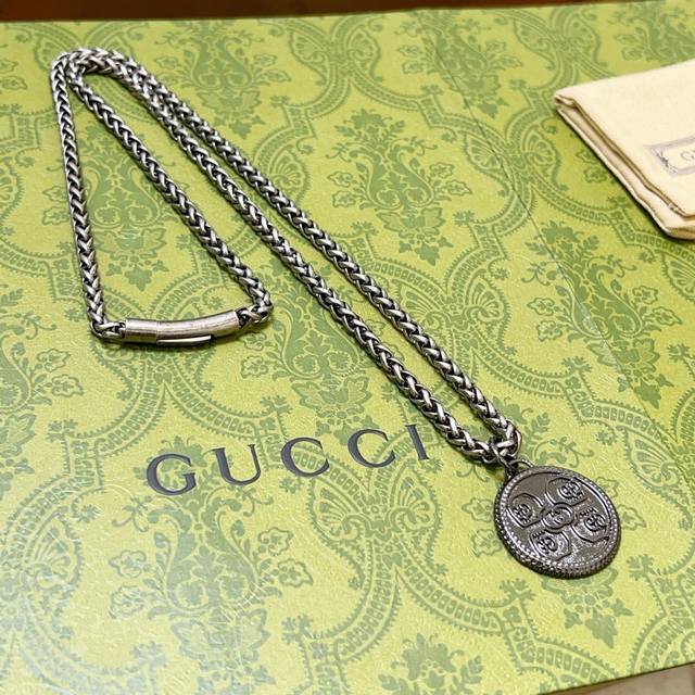 Gucci official website new arrivals updated simultaneously, a top choice for Dou
