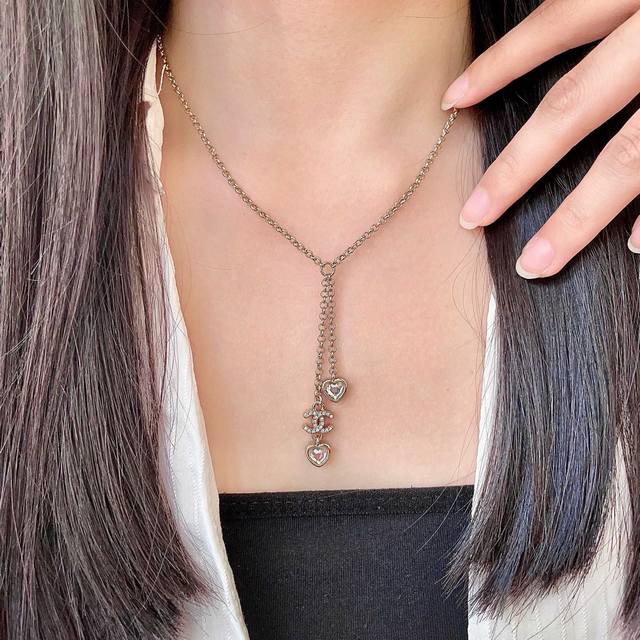 Chanel Heart Double C Diamond Necklace Ddd