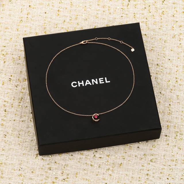 205995 We produce the Coco Crush necklace Zp50 000+. Custom orders with real gol