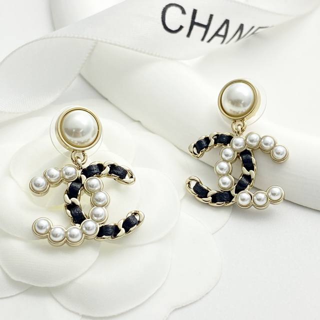 Today's New Arrival Code E3233 0257820 Chanel earrings hot-selling new arrival C