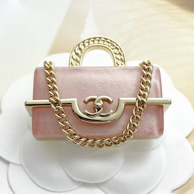 Today's New Arrival Code A807 0267825 Chanel Brooch Hot Selling New Arrival Chan