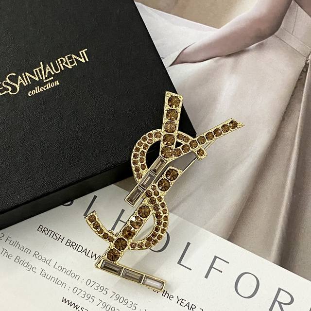 Code A629 0267825 Saint Laurent Brooch Hot Selling Item New Arrival Consistent w