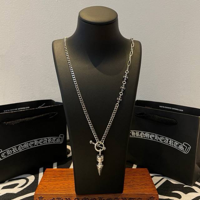 New boutique quality Chrome Hearts classic retro side necklace with bullet penda
