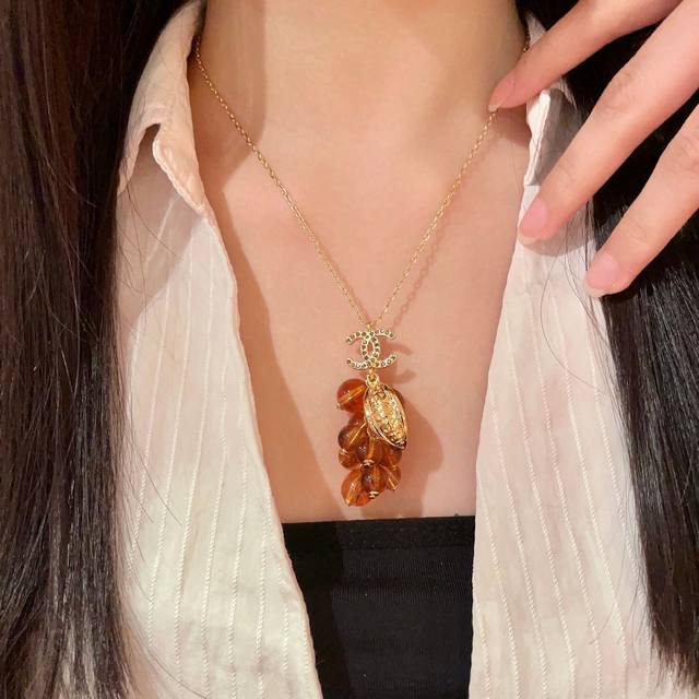 Chanel vintage necklace. Chanel's designs truly need no introduction; every piec