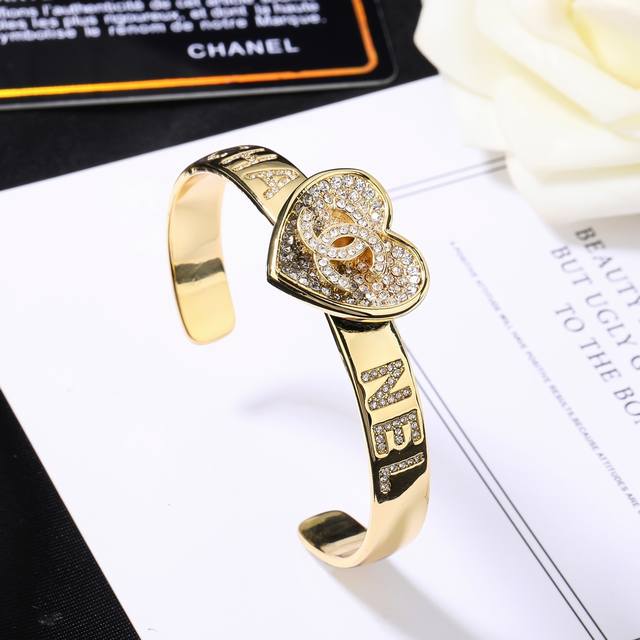 Chanel New Crystal Bangle, 1:1 Quality, Classic Cc Logo, High-End and Versatile,