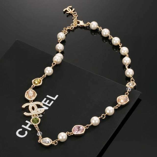 Chanel double C diamond and pearl necklace, a 1:1 replica of a high-quality purc