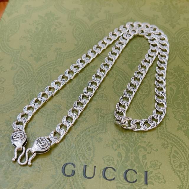 Luxury Gucci Necklace, Latest Model, Higher-End Chain, Celebrity Style. Exquisit
