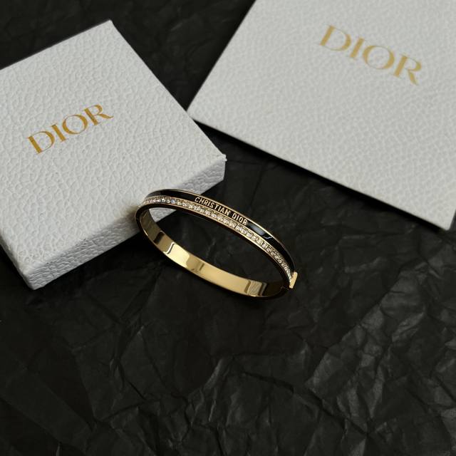 Dior vintage bracelet, identical to the original, made of brass, exuding a sweet