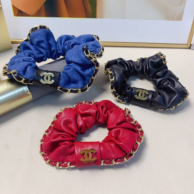 Chanel Mini Hair Tie, Chain Titanium Steel Logo Hair Tie, Everyday Exquisite Sma