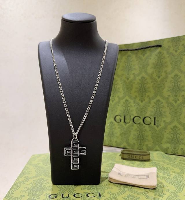 New Gucci Necklace Release: Latest Chain Style, Higher Grade, Celebrity-Style An