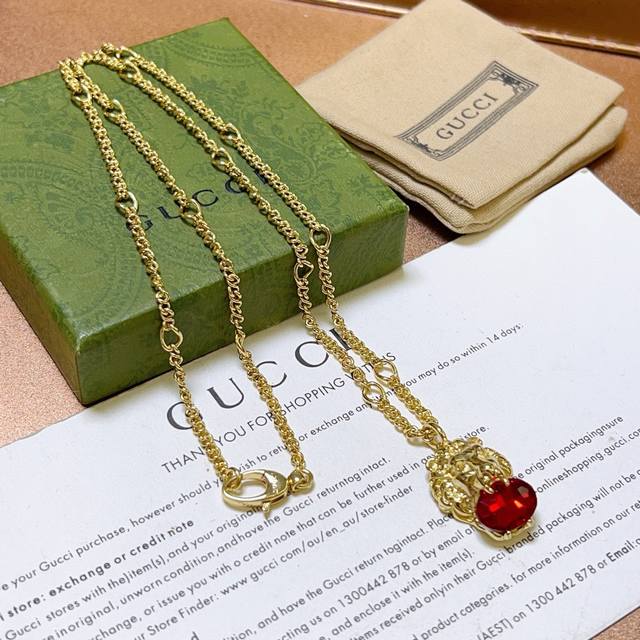 Gucci necklace, latest model, higher-end chain, celebrity-endorsed Anger Forest