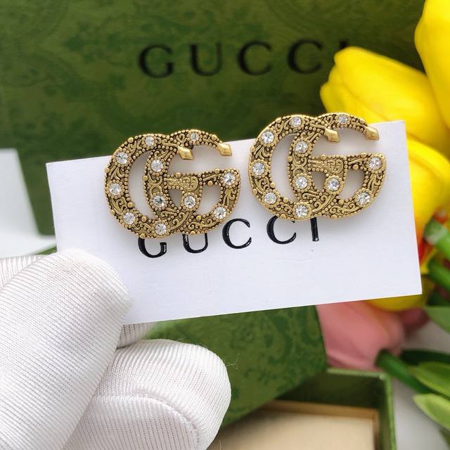 Item No. Ged0132 Gucci rhinestone double G cable earrings, a must-have for retro
