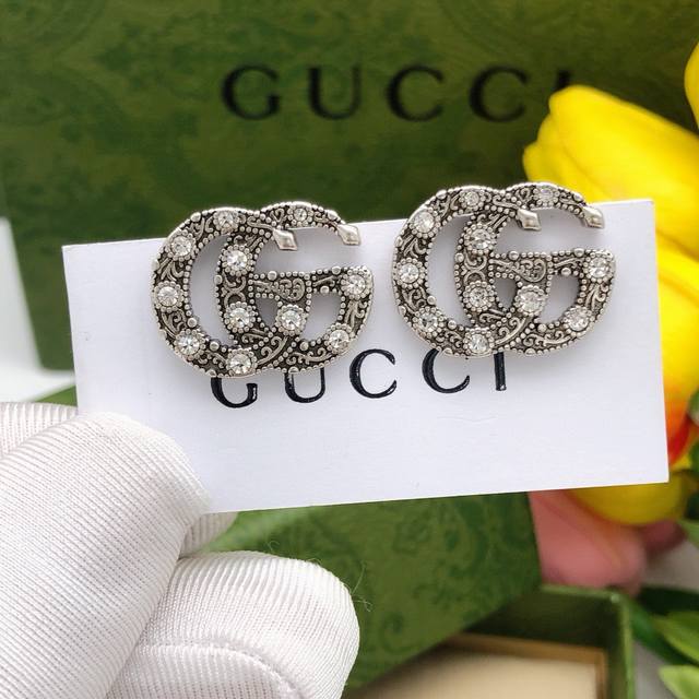 Item No. Ged0131 Gucci Diamond-Studded Double G Stud Earrings - A Must-Have for