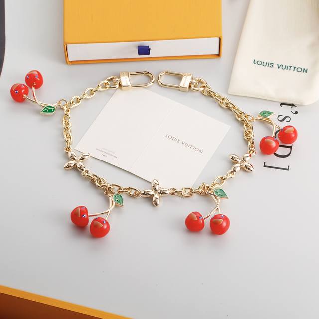 New Long Chain Cherry Double Buckle Keychain Louis Vuitton X Takashi Murakami Co