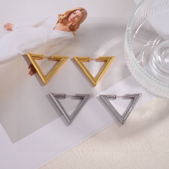 Valentino Triangle Earrings - A hot new arrival that's sweeping the internet! Si