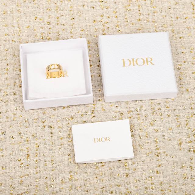 250589 Our pre-sale item will ship at the beginning of the month, Zp4810. For bu