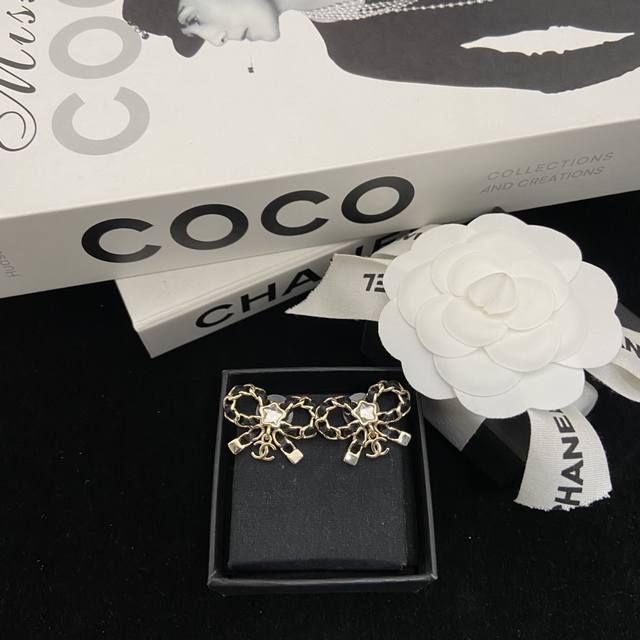 Today's New Arrival: Chanel New 25B Bow Leather Earrings - A must-have for sweet