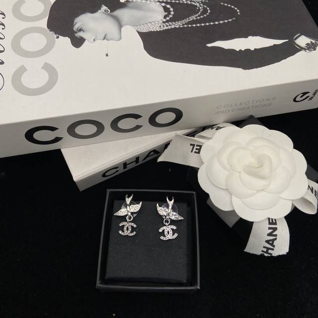 Today's New Arrival: Chanel's new 25S bird double stud earrings. Exquisite and p