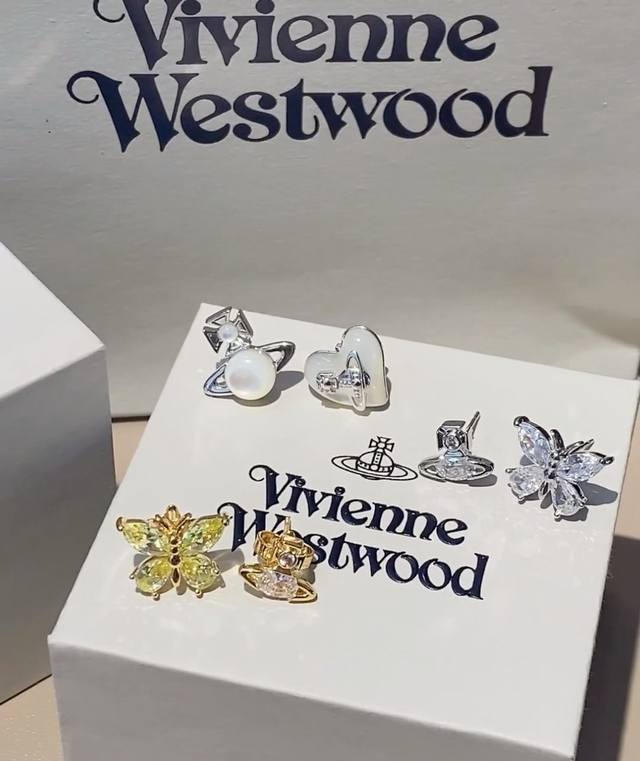Vivienne Westwood Earrings What is Happy Planet? Come, this is Happy Planet! Hig