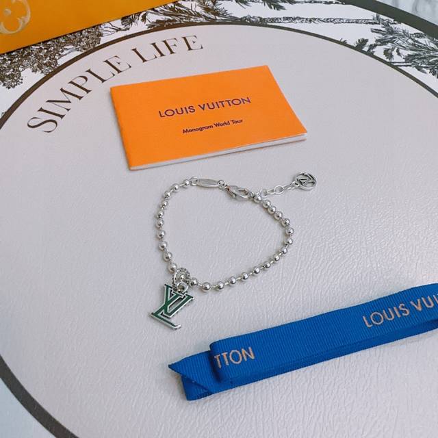 New high-quality Louis Vuitton LV bracelet, original single item, new model, ret