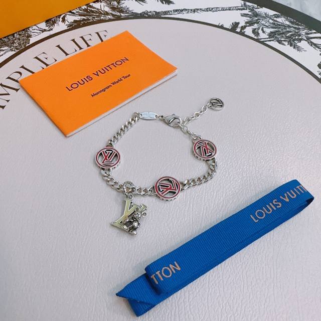 New high-quality Louis Vuitton LV bracelet, original single item, new model, ret