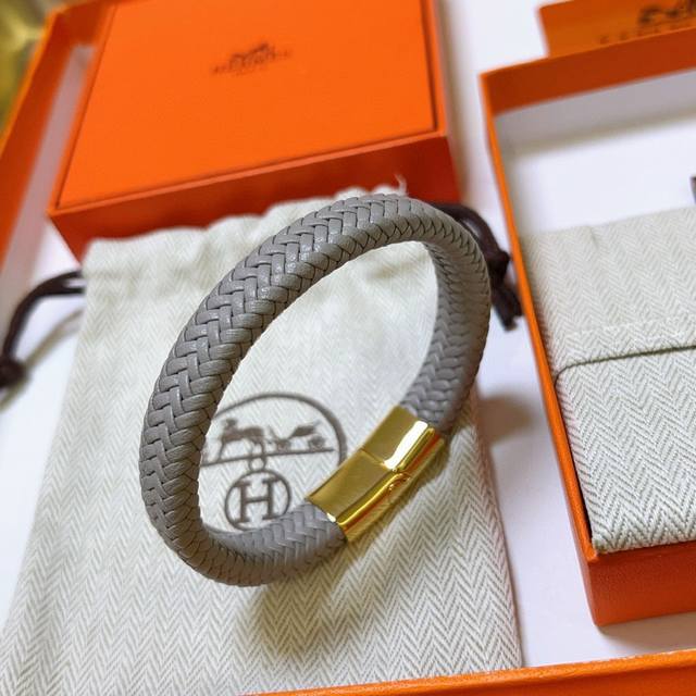 New Arrival: Hermes Bracelet, Latest Style, Hand-woven Cowhide, Higher Grade, Ce