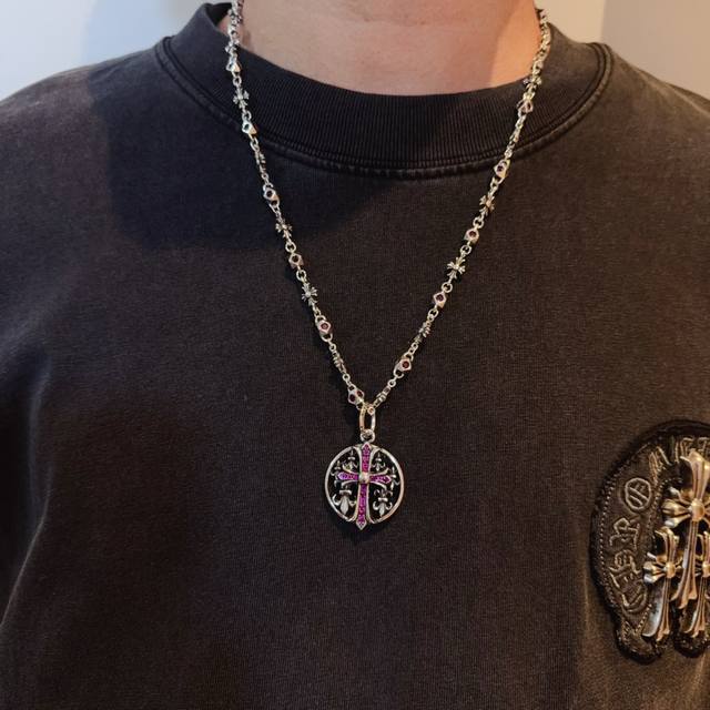 New boutique quality Chrome Hearts pink diamond cross necklace, round pendant wi