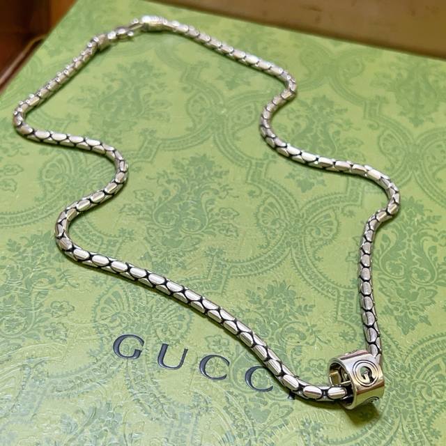 Luxury Gucci Necklace, Latest Design, Higher-End Chain, Celebrity Style. Made wi