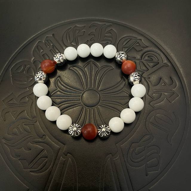 New boutique quality Chrome Hearts classic retro multi-element white cat's eye s