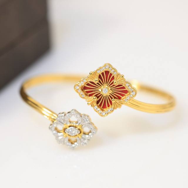 Double Flower Diamond Version Buccellati Italian High Jewelry Brand Vintage Cour