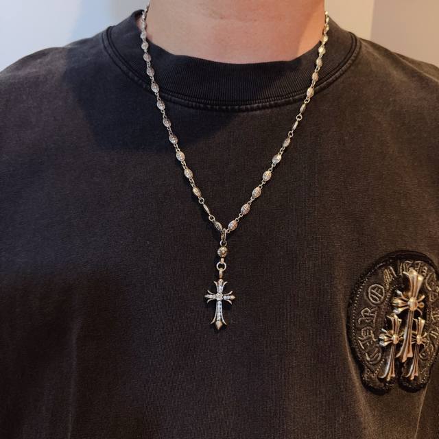 New boutique quality Chrome Hearts classic retro cross flower ball necklace, ful