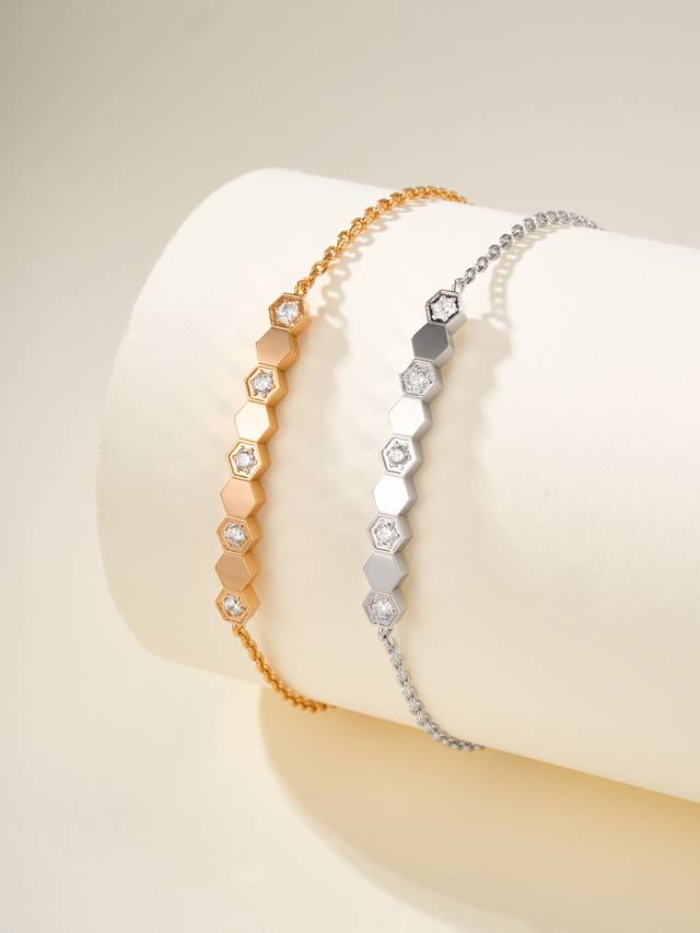 Honeycomb Interlocking Diamond Bracelet, CNC High-End Version, Ddd. The texture
