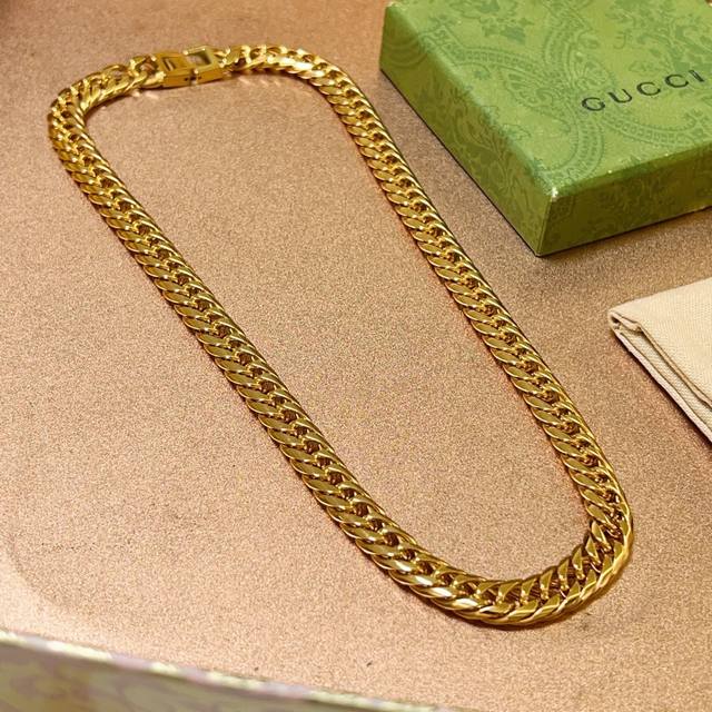 Luxury Gucci Necklace, Latest Design, Higher-End Chain, Celebrity Style. Made wi
