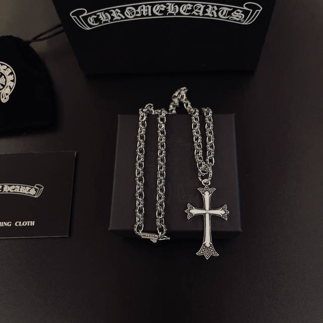 So cool! The latest Chrome Hearts necklace! A must-have! Factory direct sales! 1