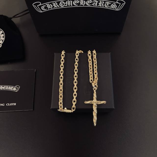 So cool! The latest Chrome Hearts necklace! A must-have! Factory direct sales! 1