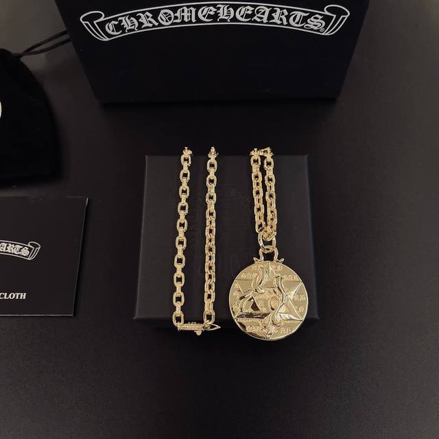 So cool! The latest Chrome Hearts necklace! A must-have! Factory direct sales! 1