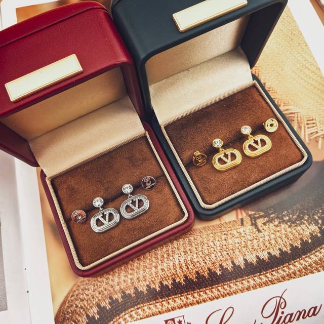 Valentino's hot new earrings are here! Simple, elegant, stylish, and versatile,