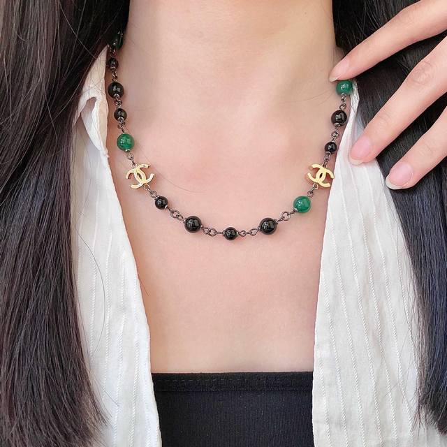 Chanel vintage necklace. Chanel's designs truly need no introduction; every piec