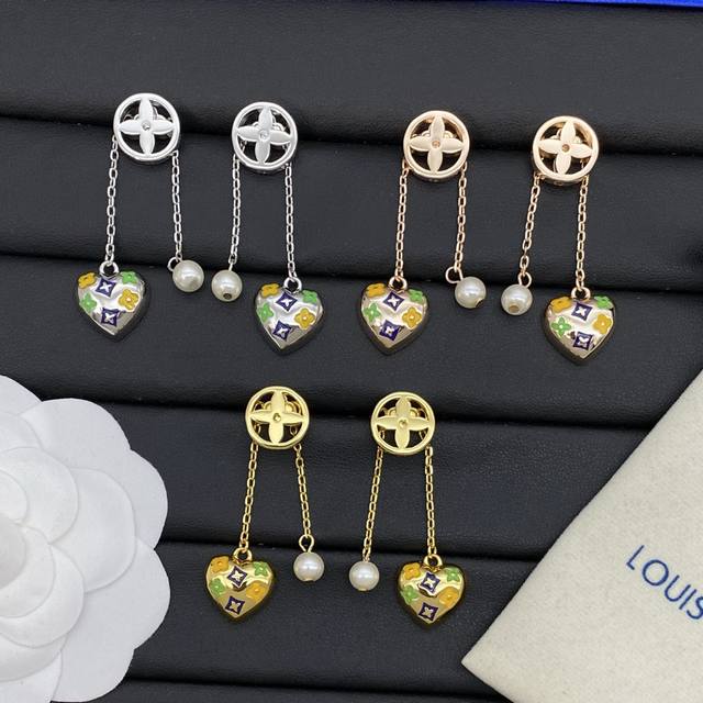 Lv New Earrings P Ddd