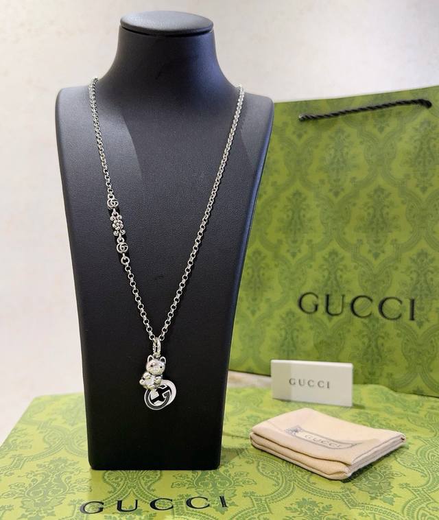 New Product Launch: Gucci Necklace Officially Announced in Italy - Latest Model,