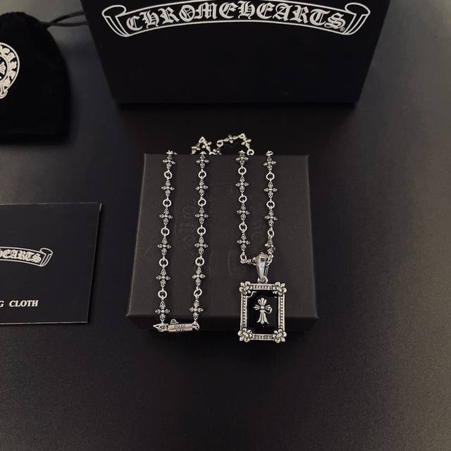 So cool! Latest Chrome Hearts necklace! Unbeatable! Factory direct sales! 1:1 re