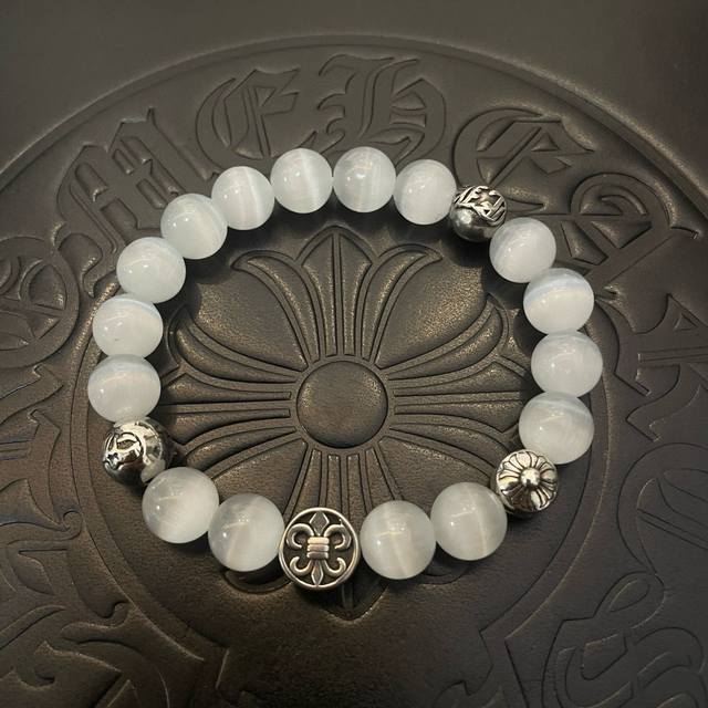 New boutique quality Chrome Hearts classic retro multi-element bracelet, a hot i