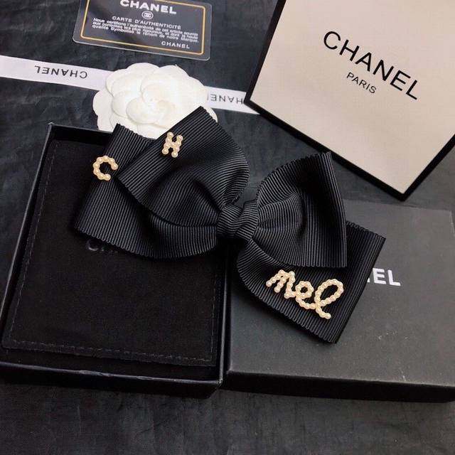 Chanel's latest hot-selling vintage bow hair clip# Trust me! This is a must-have