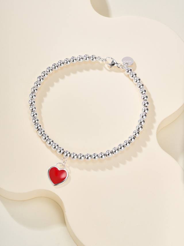 Made of 925 sterling silver, chain length 17.5cm. T's classic celebrity style, i
