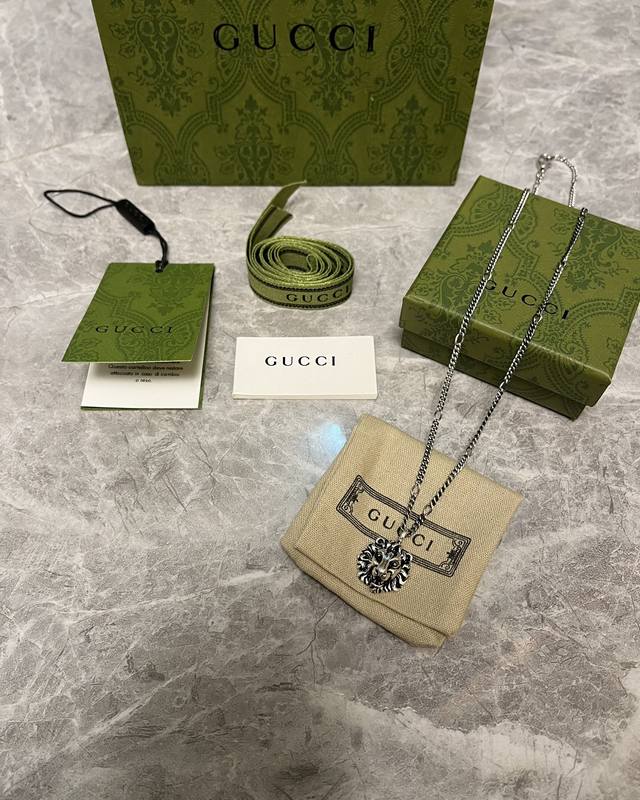 Anger Forest series lion head necklace, made of 925 sterling silver with a very